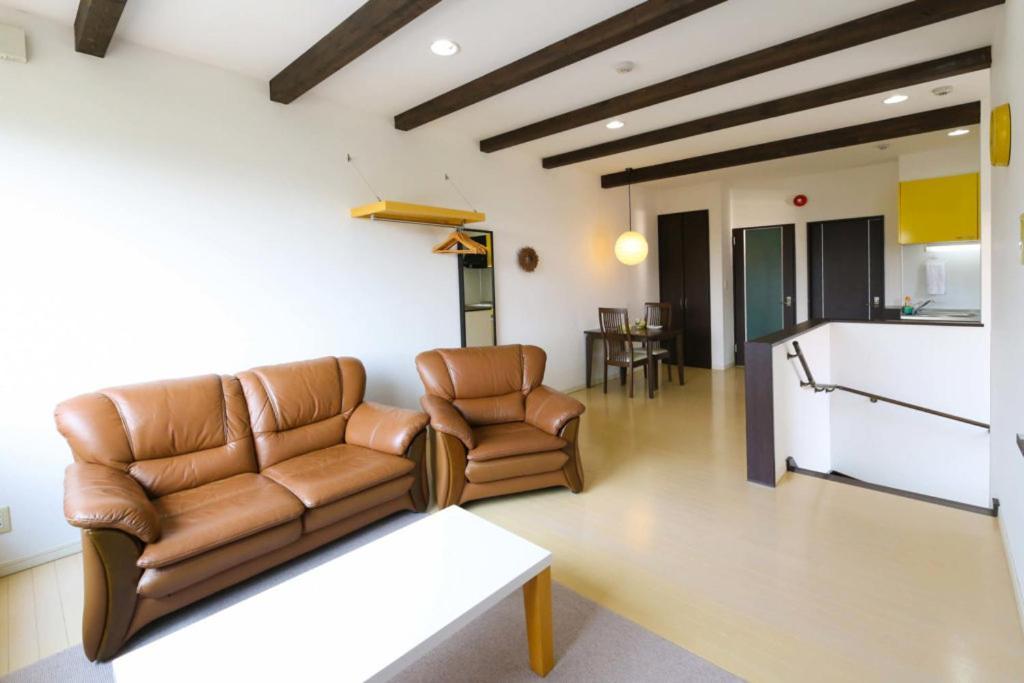 Tsuru Apartments Фурано Экстерьер фото