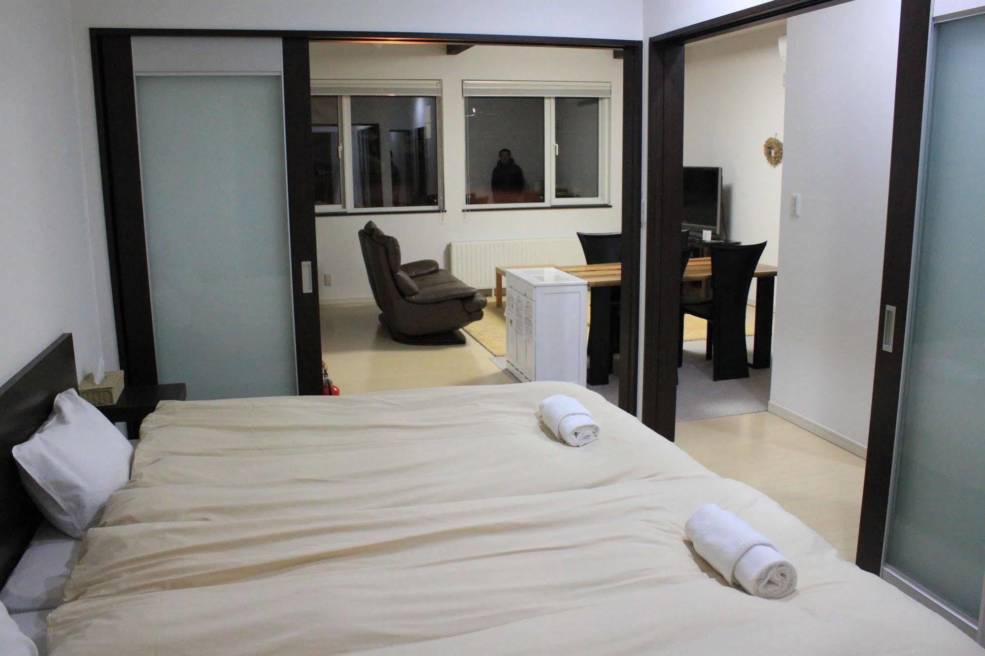 Tsuru Apartments Фурано Экстерьер фото